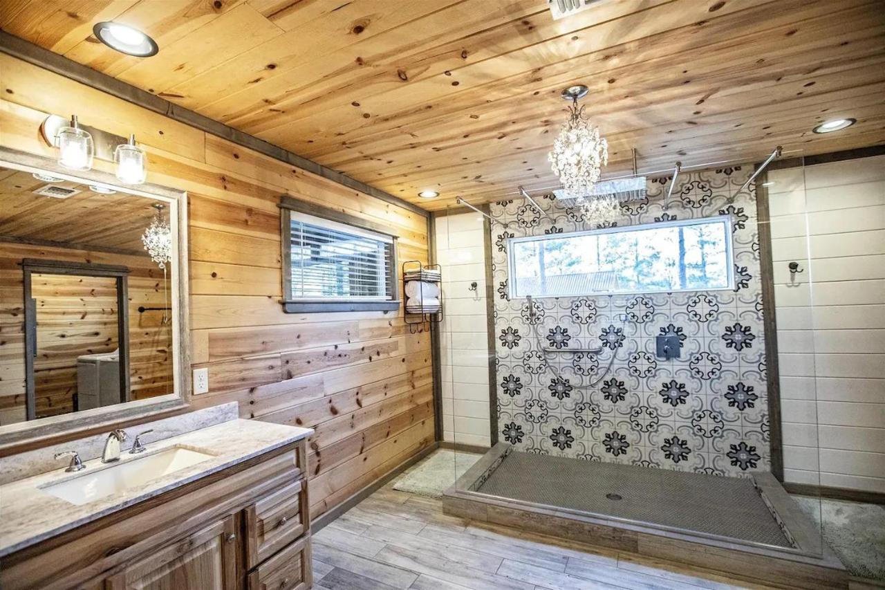 Convenient Romantic Hot Tub Bbq 3-Night Special! 브로큰보우 외부 사진