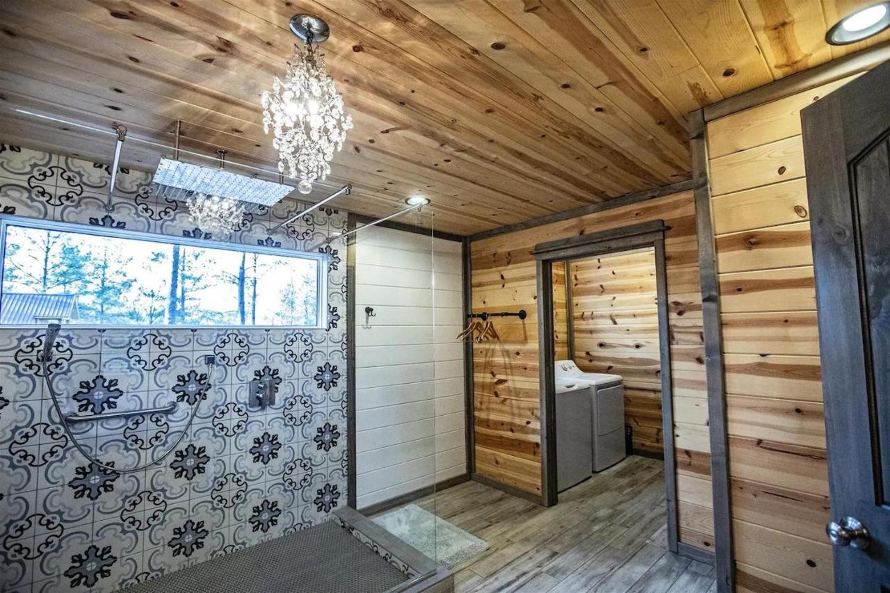 Convenient Romantic Hot Tub Bbq 3-Night Special! 브로큰보우 외부 사진