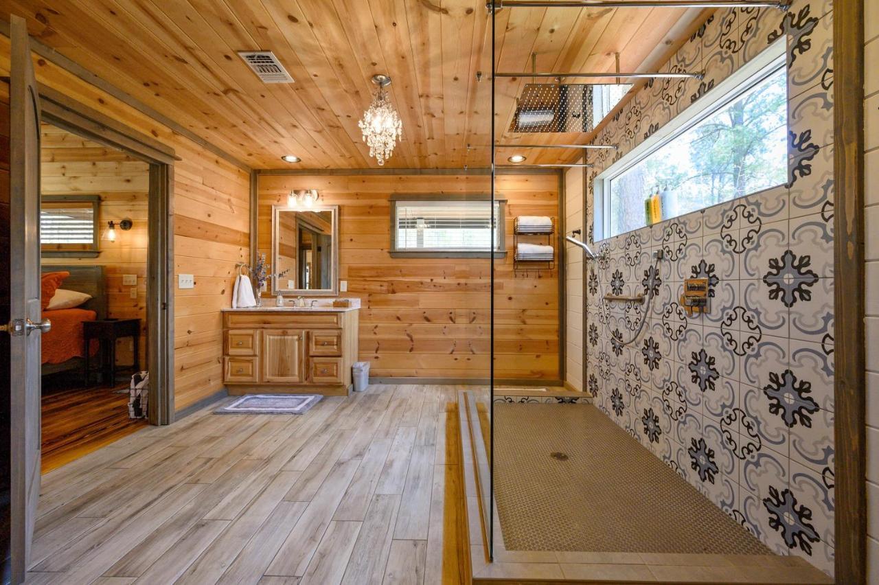 Convenient Romantic Hot Tub Bbq 3-Night Special! 브로큰보우 외부 사진